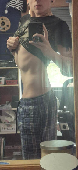 Twink Tummy